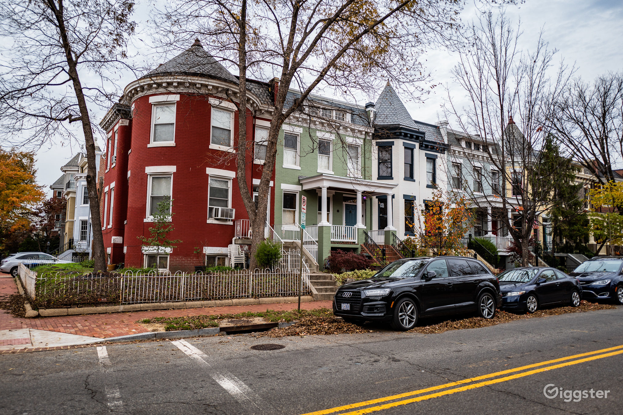 Transitional Contemporary Rowhouse on Capitol Hill Rent this location