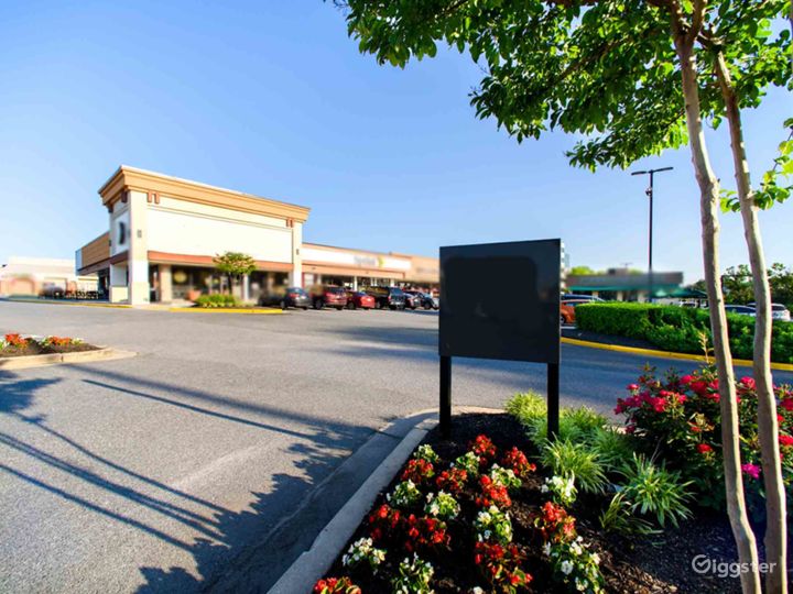 Incredible Shopping Center in Gaithersburg Rent this location on Giggster