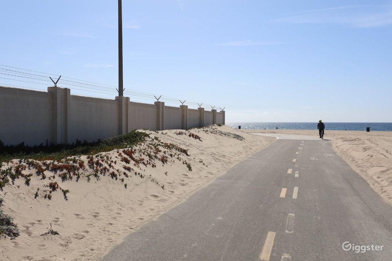 Dockweiler Beach | Lifeguard Towers 59-60 Photo 70