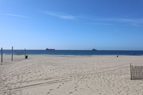 Dockweiler Beach | Lifeguard Towers 59-60 Photo 5