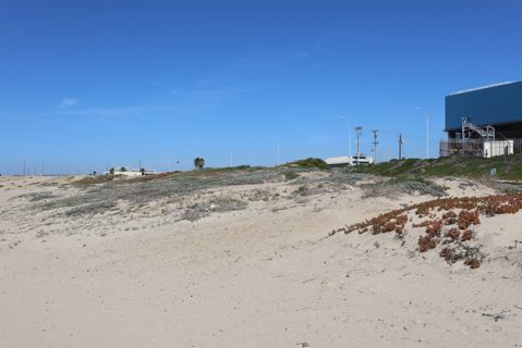 Dockweiler Beach | Lifeguard Towers 59-60 Photo 66