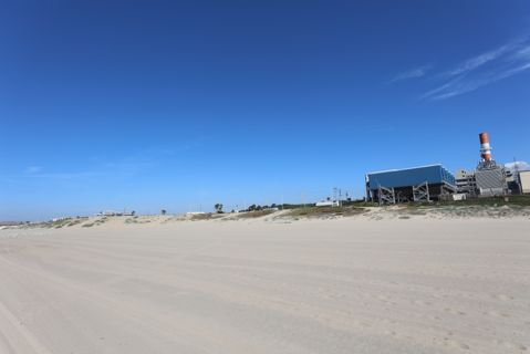 Dockweiler Beach | Lifeguard Towers 59-60 Photo 64