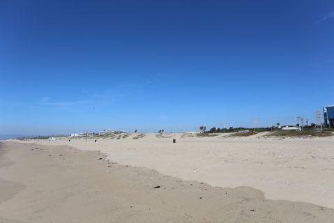 Dockweiler Beach | Lifeguard Towers 59-60 Photo 58