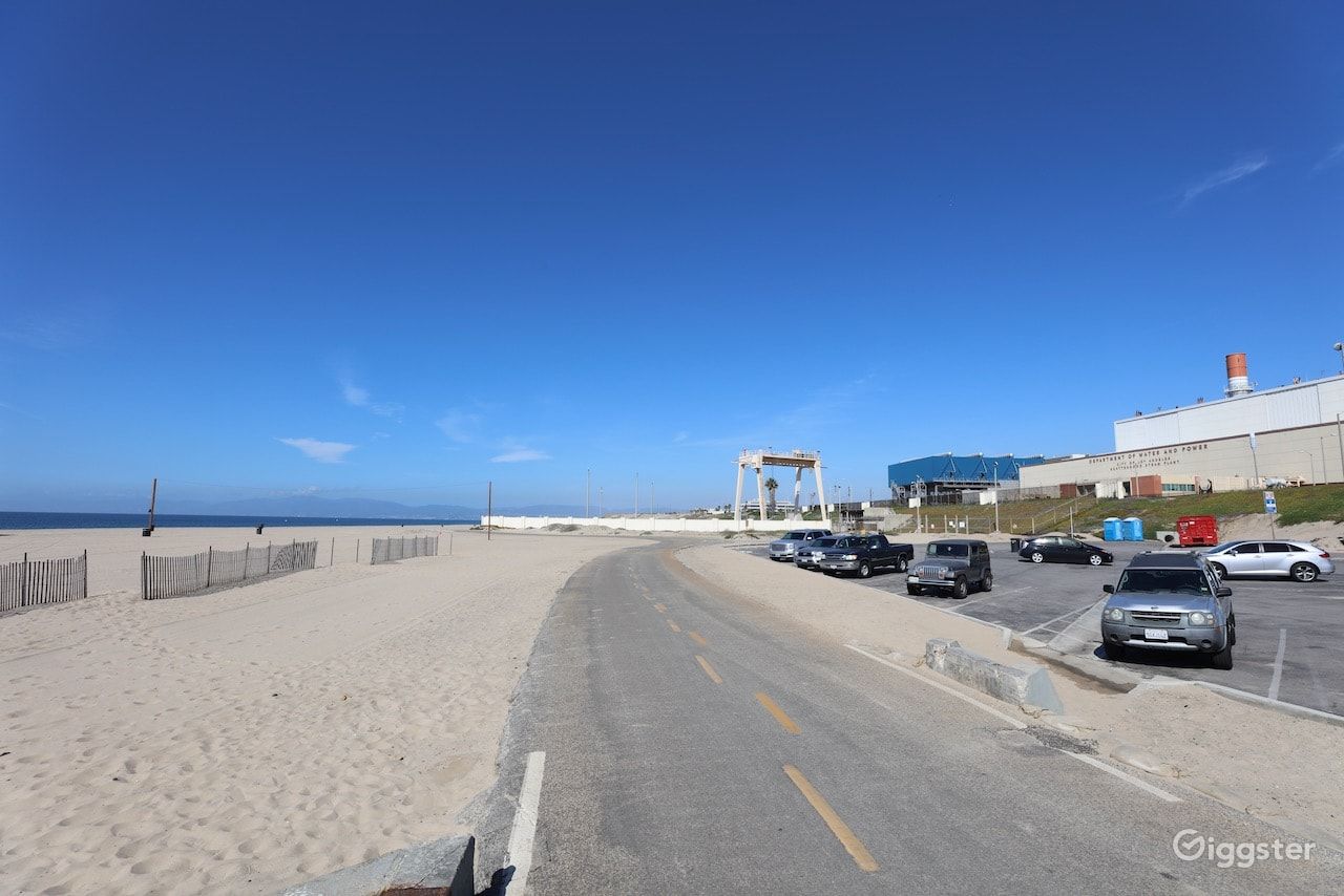 Dockweiler Beach | Lifeguard Towers 59-60 Photo 9