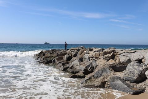 Dockweiler Beach | Lifeguard Towers 59-60 Photo 20