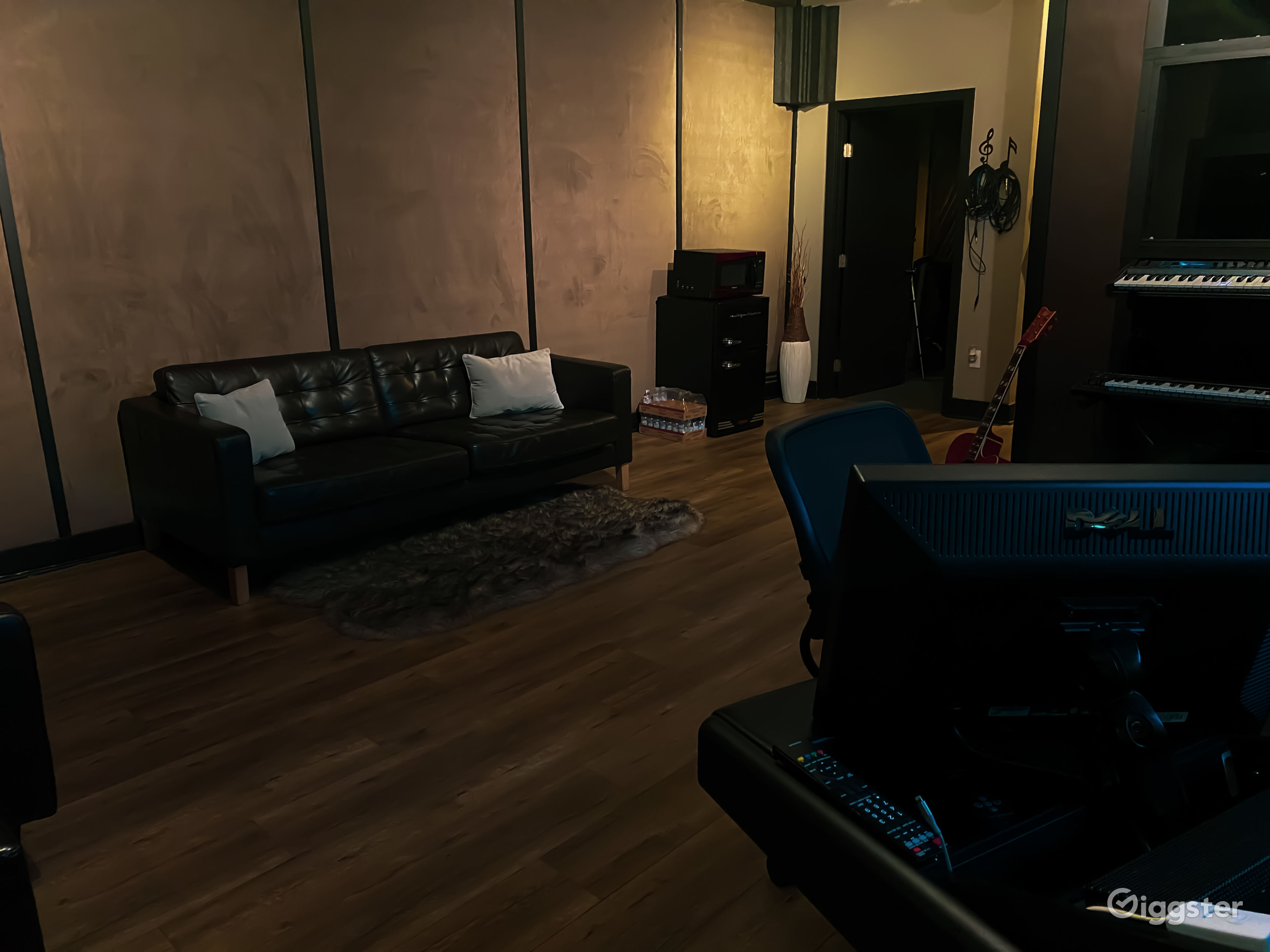 Recording studio with private entrance Rent this location on Giggster