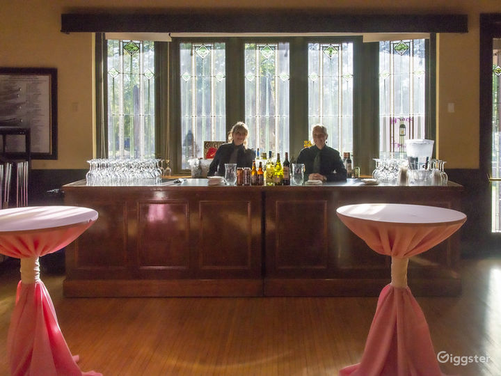 Nationally Historic Assembly Hall in Kenilworth Rent this location on