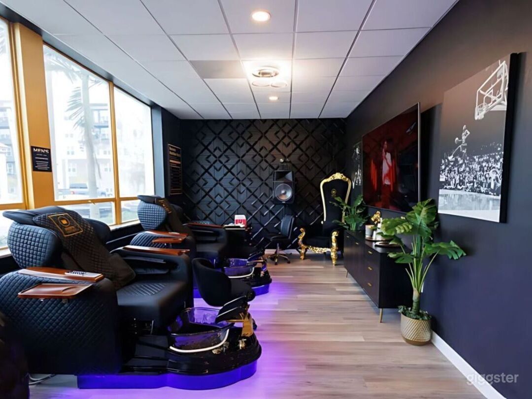 Luxury Private Theater & Spa | Rent this location on Giggster