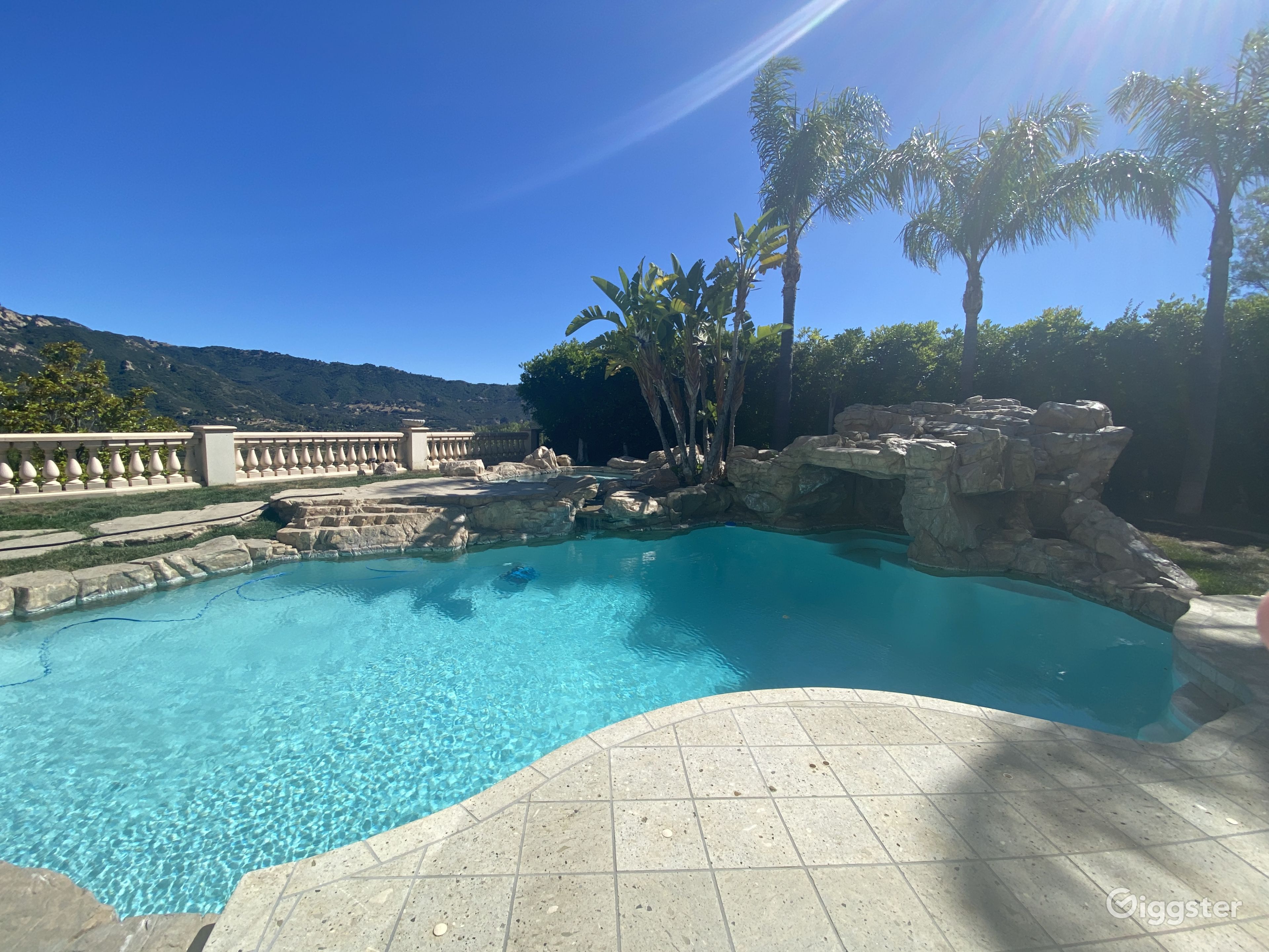 Calabasas/Malibu Rent this location on Giggster