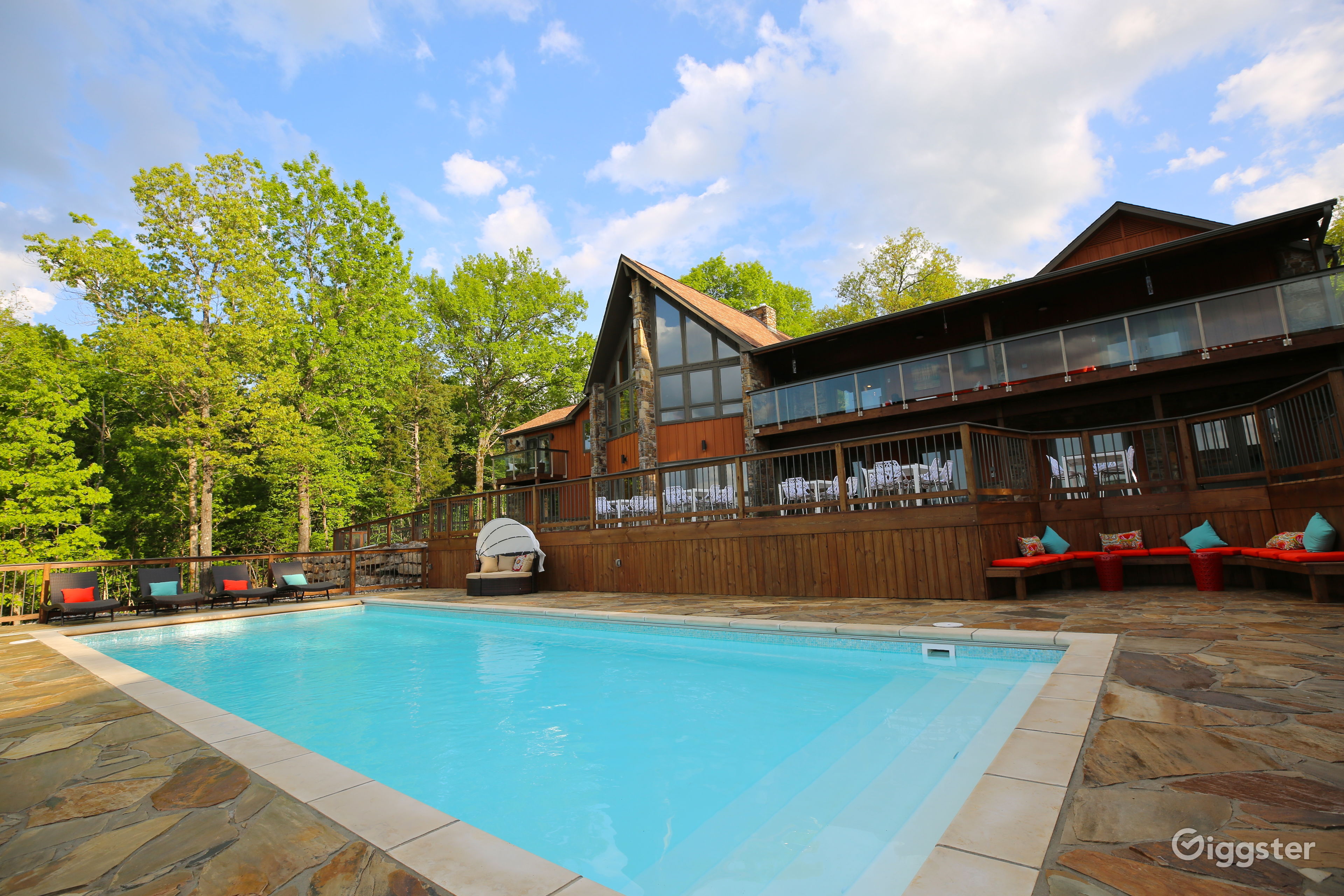 Contemporary Lake House in the Ozarks Rent this location on Giggster