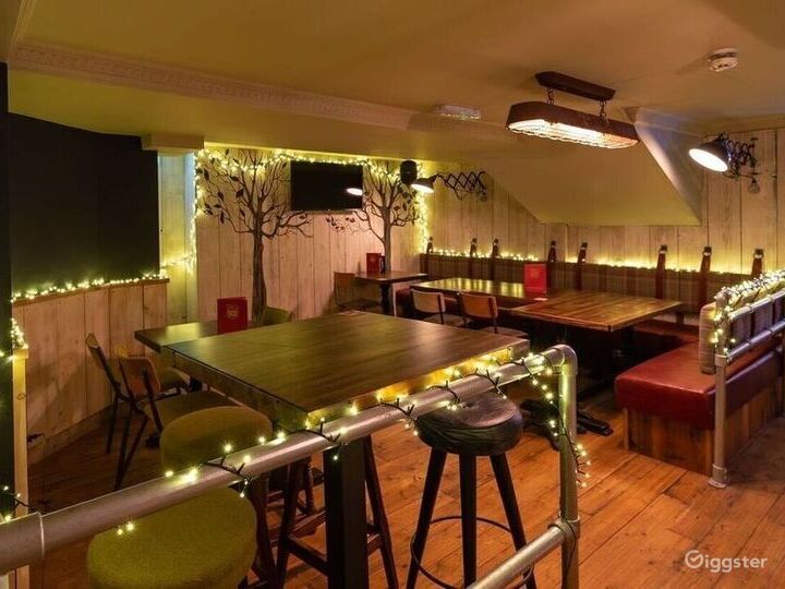 The Pips in a late night bar in Bath Rent this location on Giggster