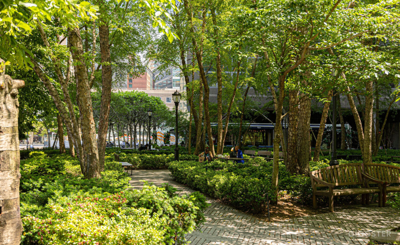 30,000 sqft Restaurant, Cafe, and Bar with Amazing Waterfront Views