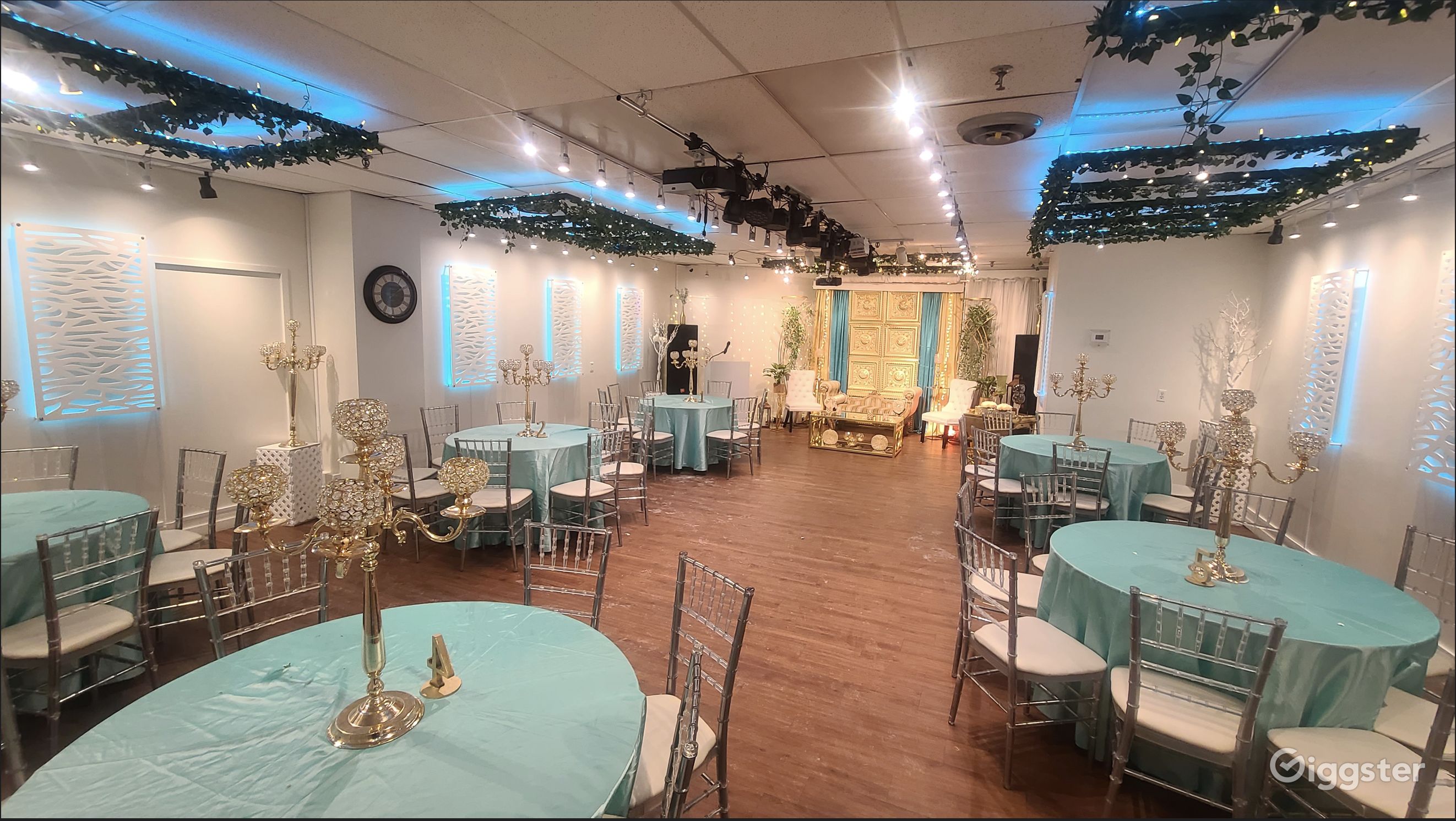 Joy Banquet Hall in Mississauga Ontario Rent this location on Giggster