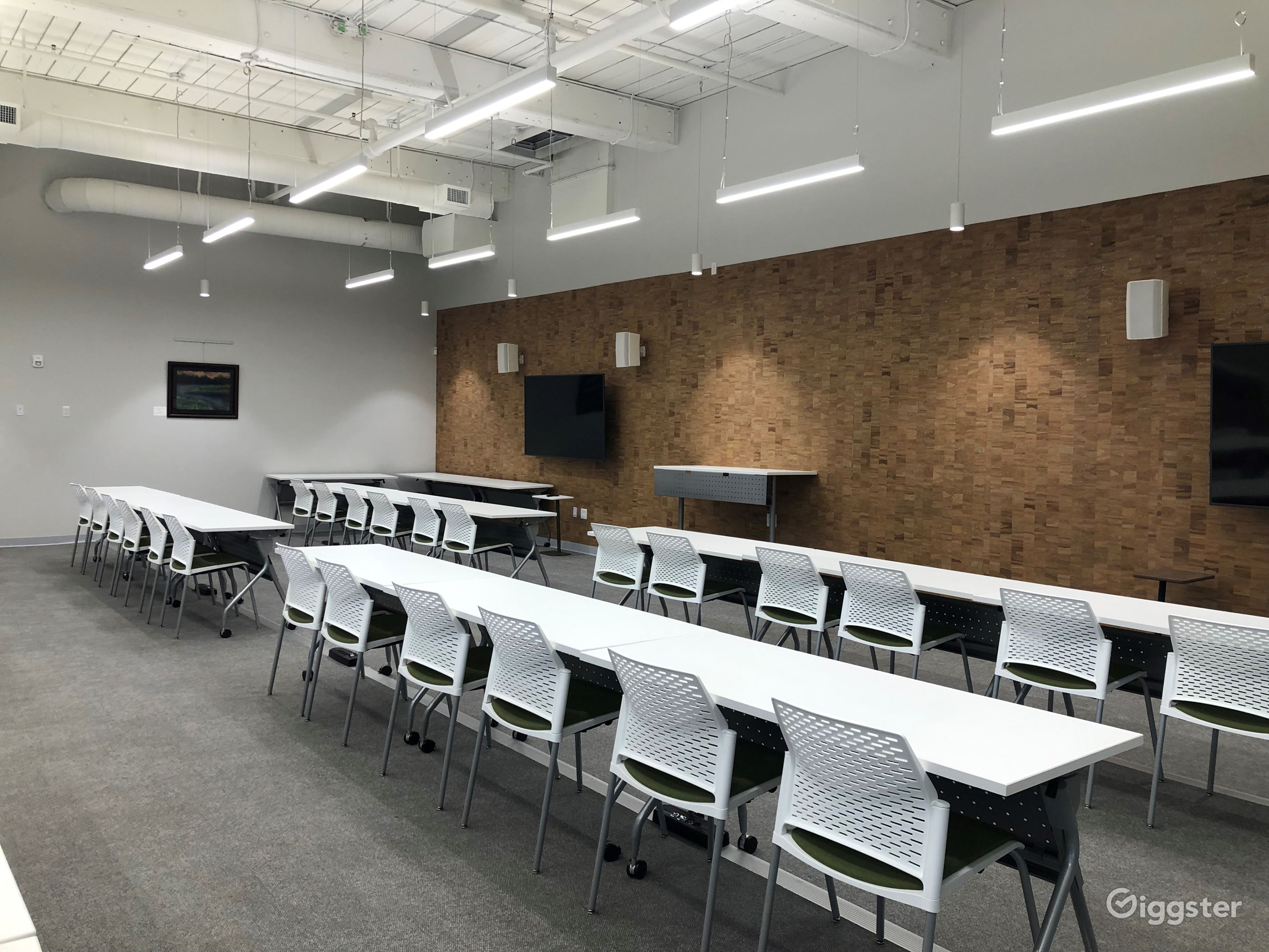 Modern CoWorking Studio in Charleston Garco Mill Rent this location on Giggster