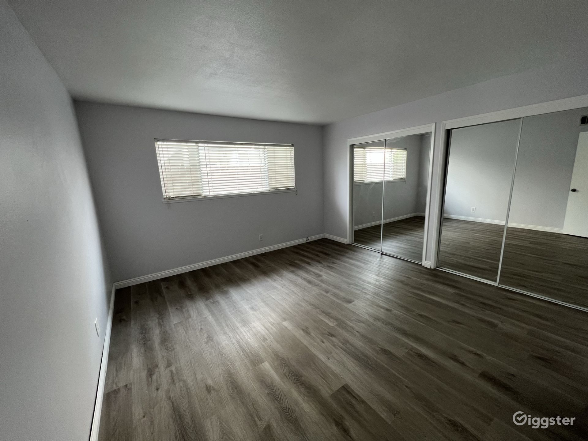 Duplex in Beautiful Ventura Keys Rent this location on Giggster