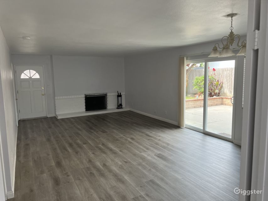 Duplex in Beautiful Ventura Keys Rent this location on Giggster