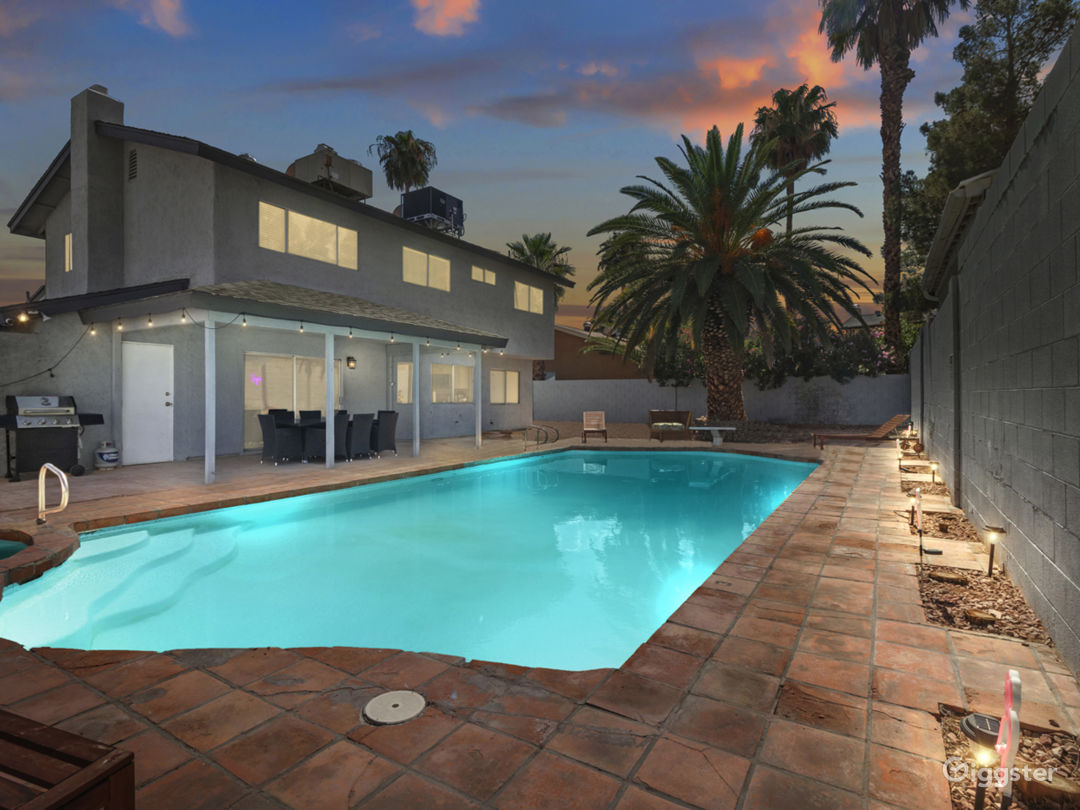  Vegas Oasis w/pool 