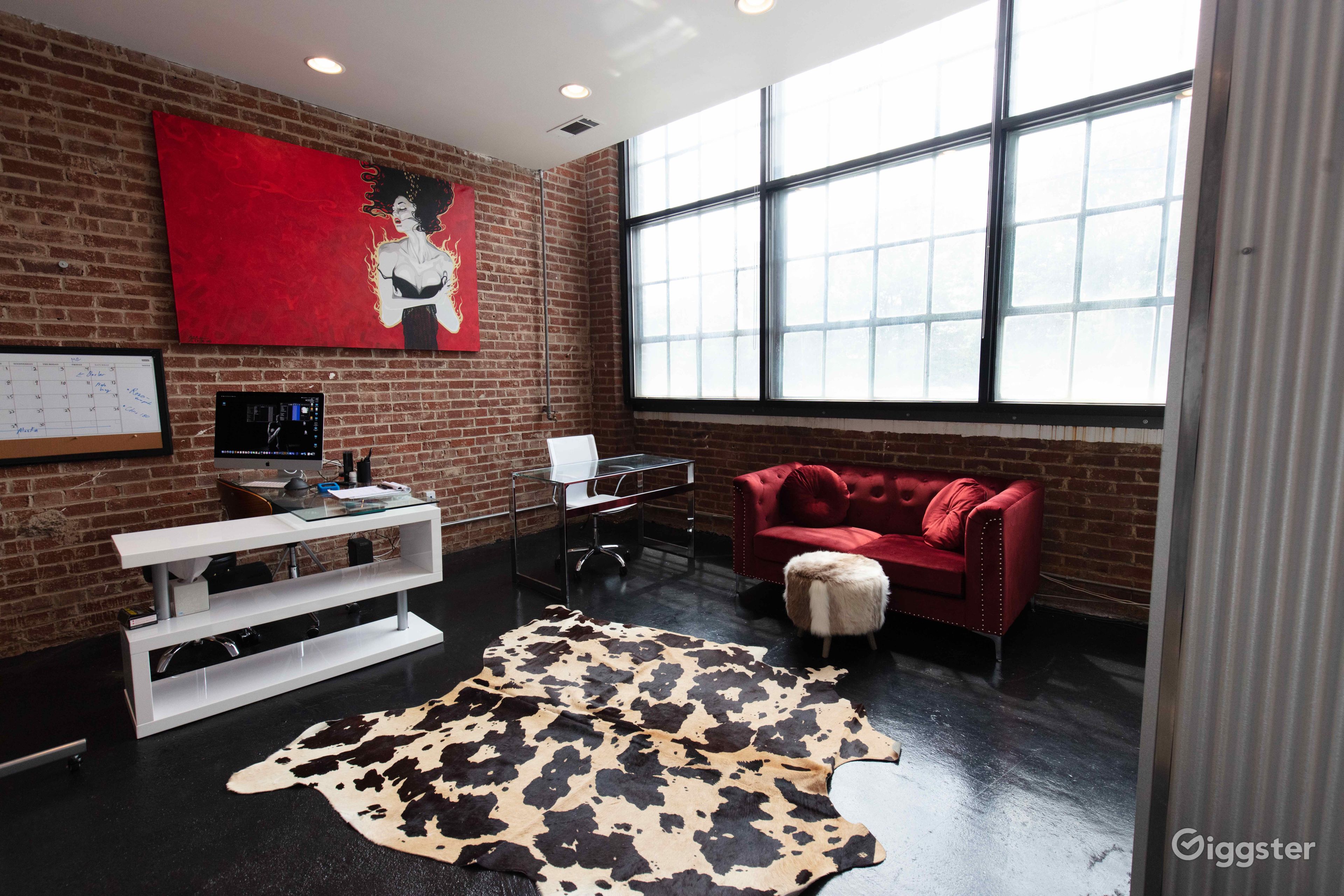 Industrial Studio with Versatile Creative Spaces Rent this location