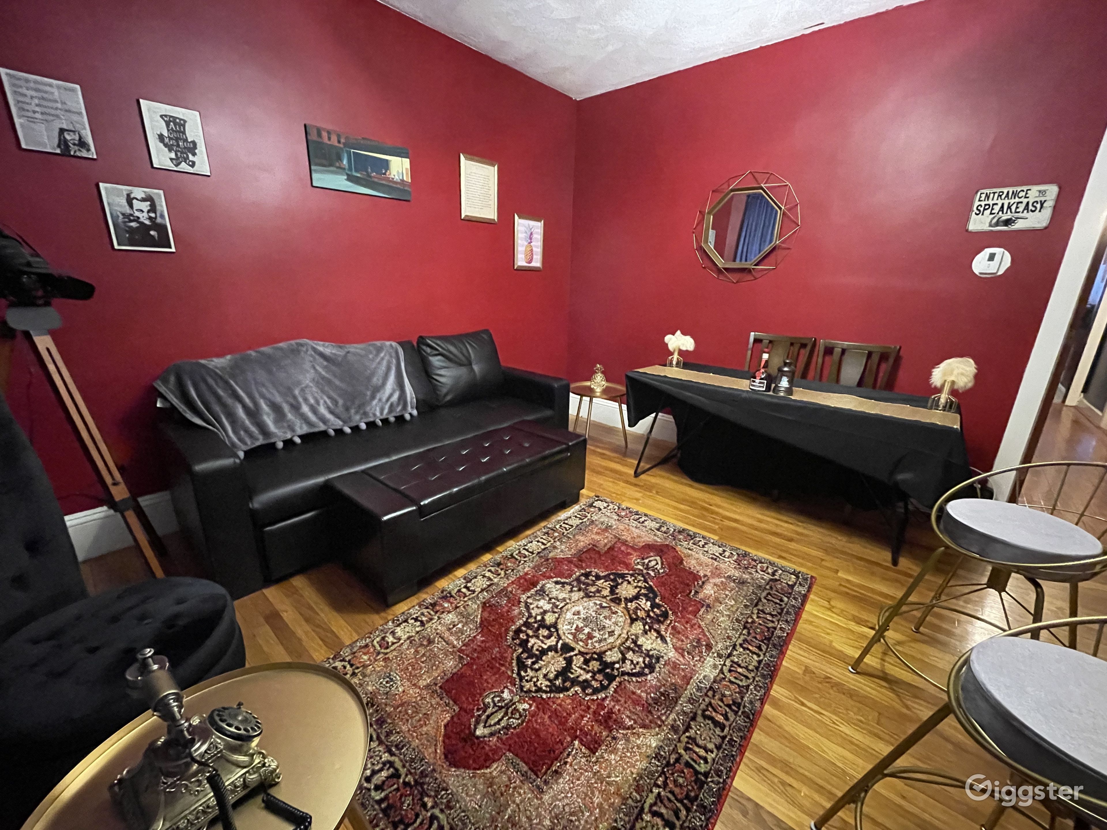 Great Gatsby Apartment Rent this location on Giggster