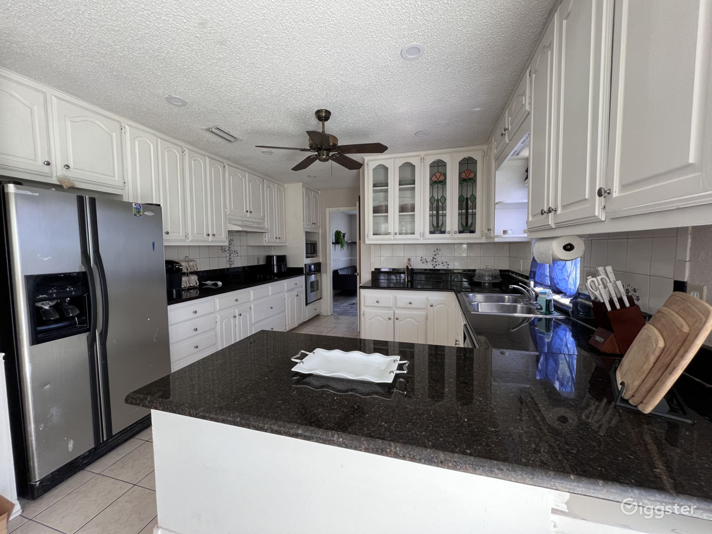 White House in Texas Rent this location on Giggster