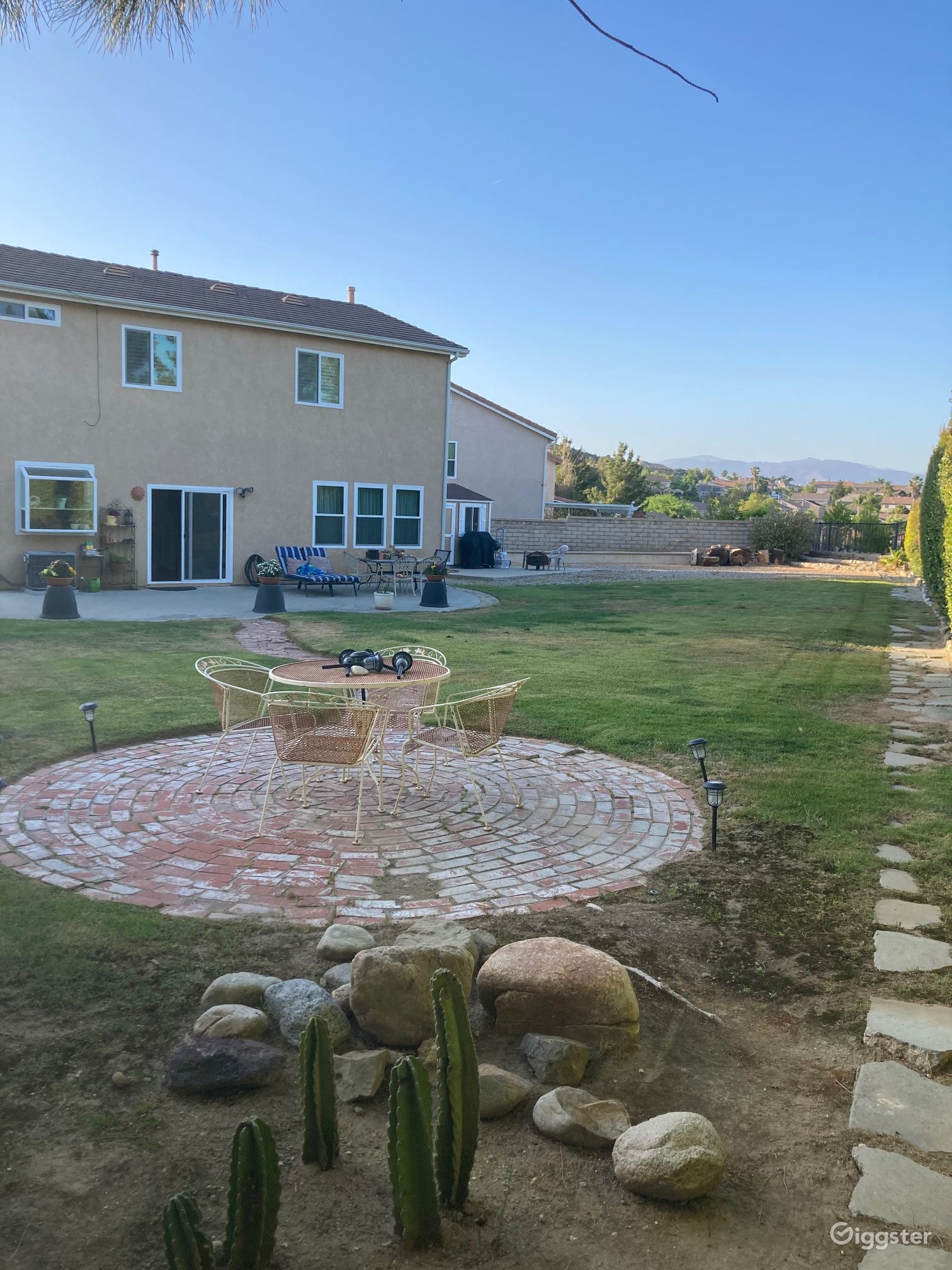 Hasley Canyon house Rent this location on Giggster