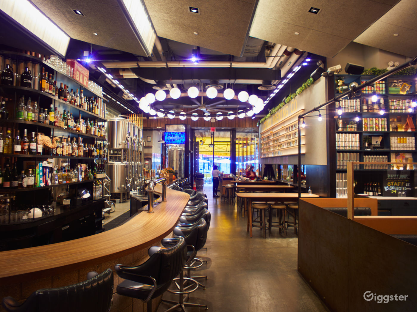 6000sqft. Contemporary Modern Restaurant and Bar Rent this location