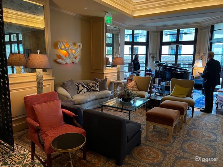 Lively Living Room Rent this location on Giggster