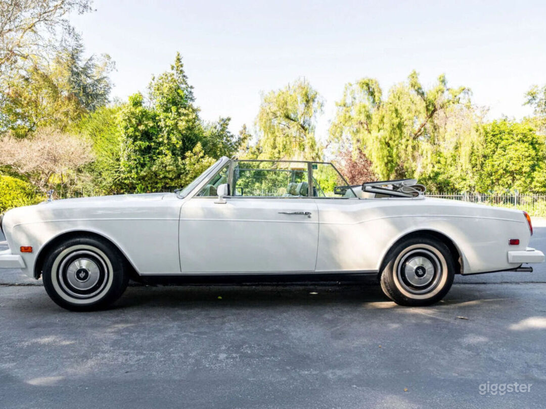 1985 Rolls Royce Corniche Convertible Photo 4