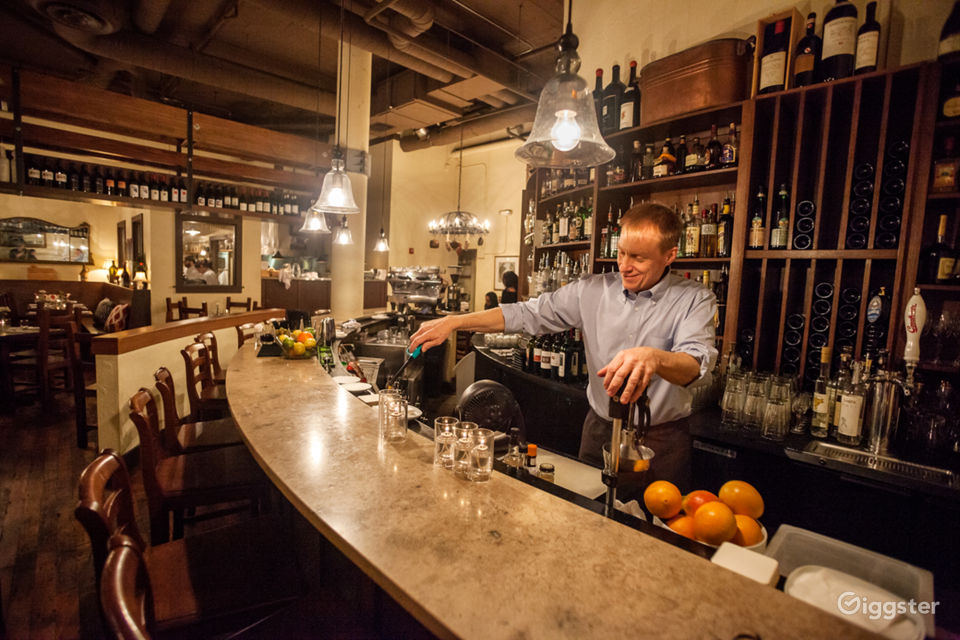 Authentic and Cozy Italian Restaurant in Bellevue Rent this location