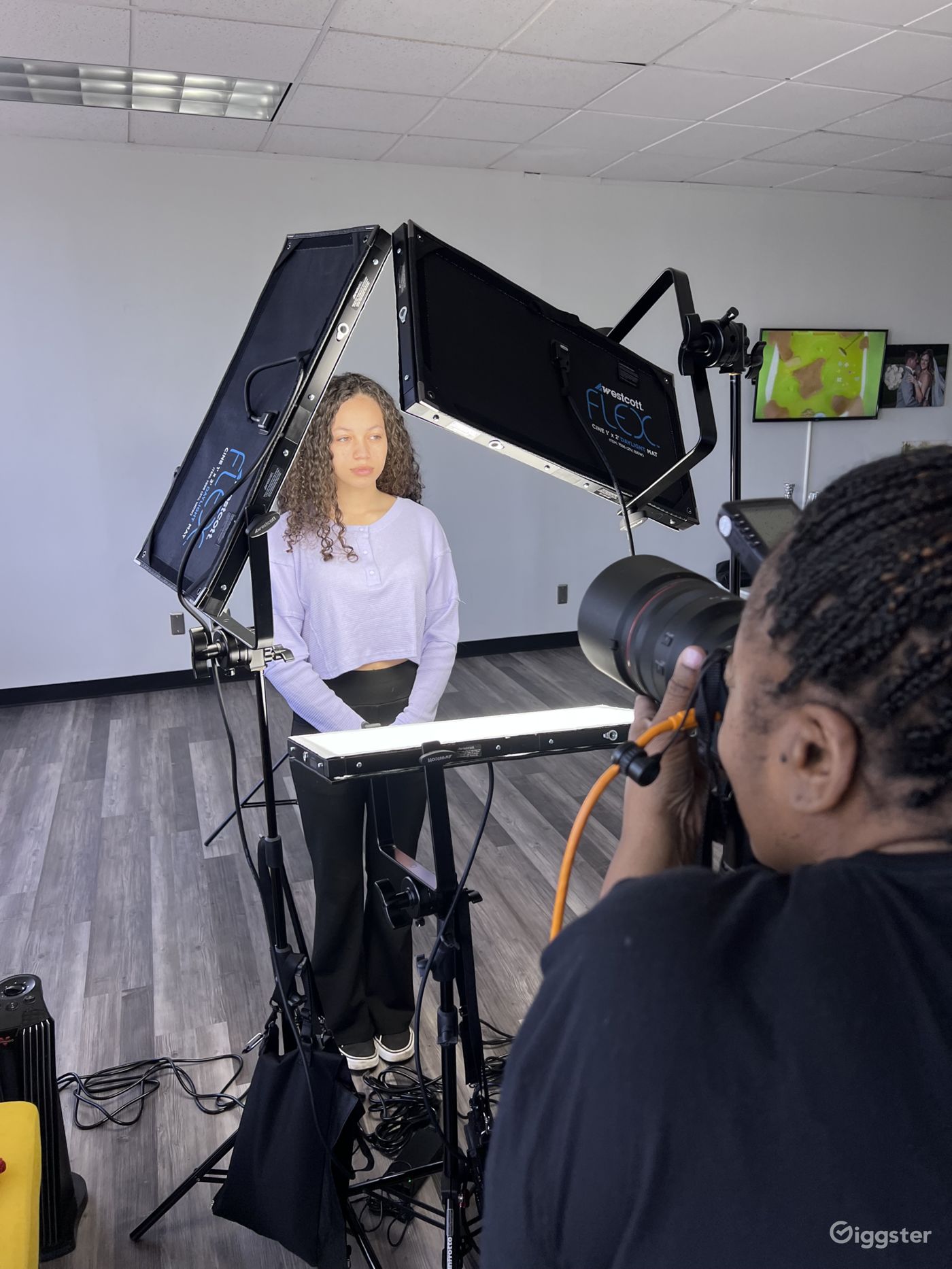 Spacious Photo/Video Studio with Natural Lighting Rent this location on Giggster