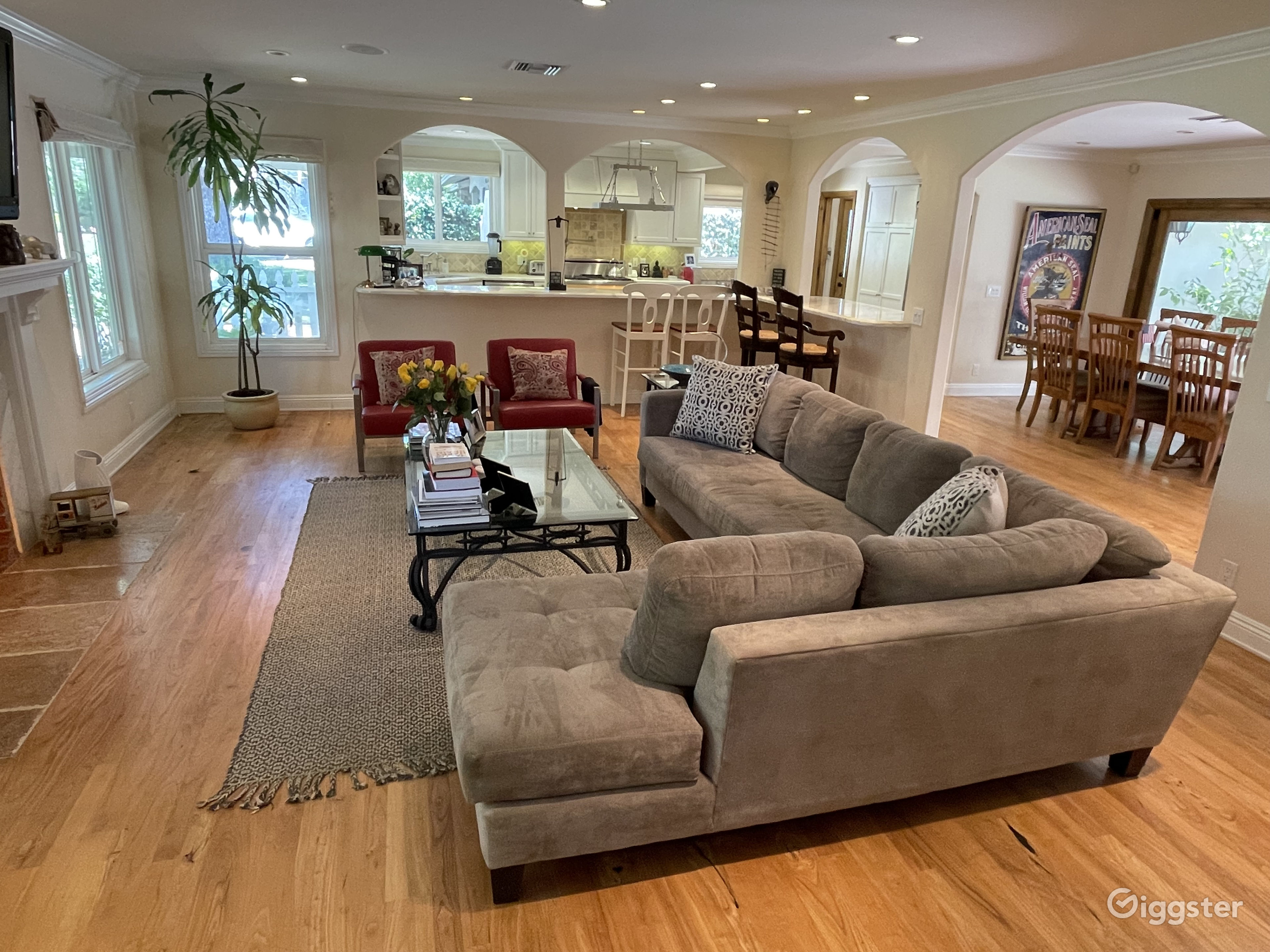 Beautiful, open, bright home in Valley Village Rent this location on