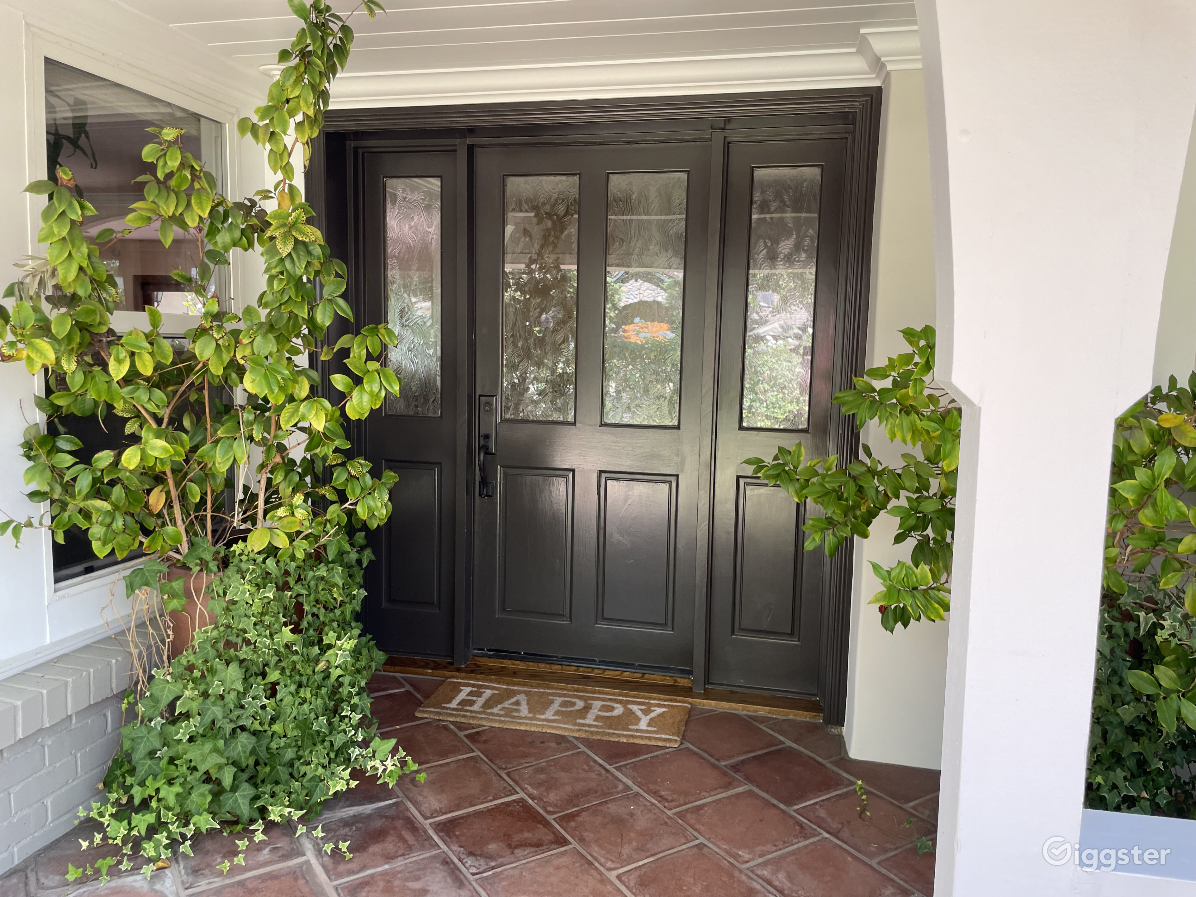 Beautiful, open, bright home in Valley Village Rent this location on