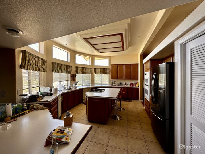 5Acre Back Country Outpost w/ Antique Features Rent this location on