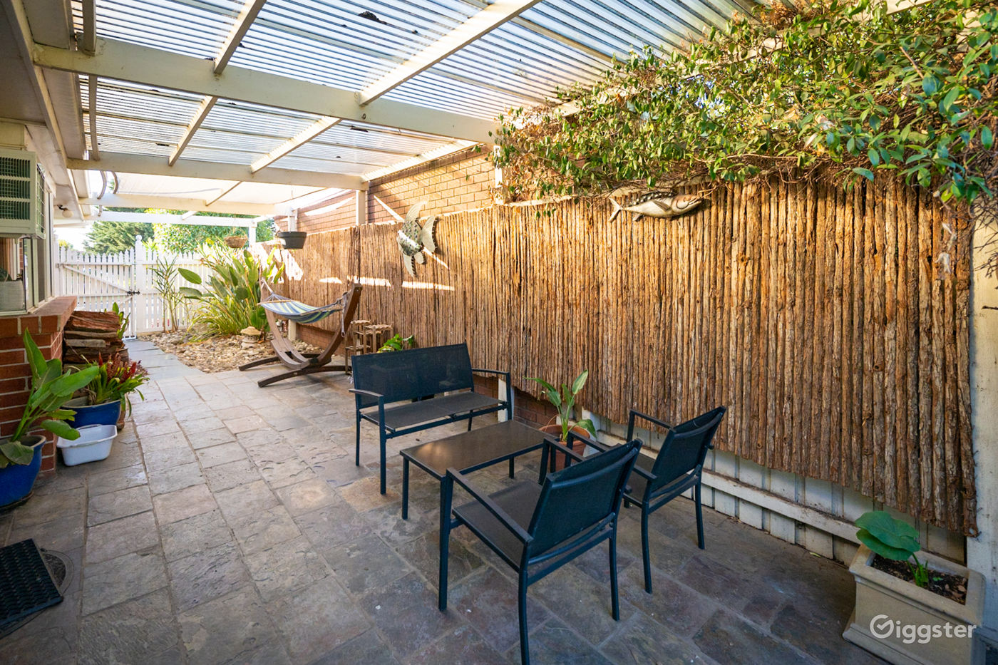 Hoppers Crossing 4BR house, gardens, fireplace... Rent this location