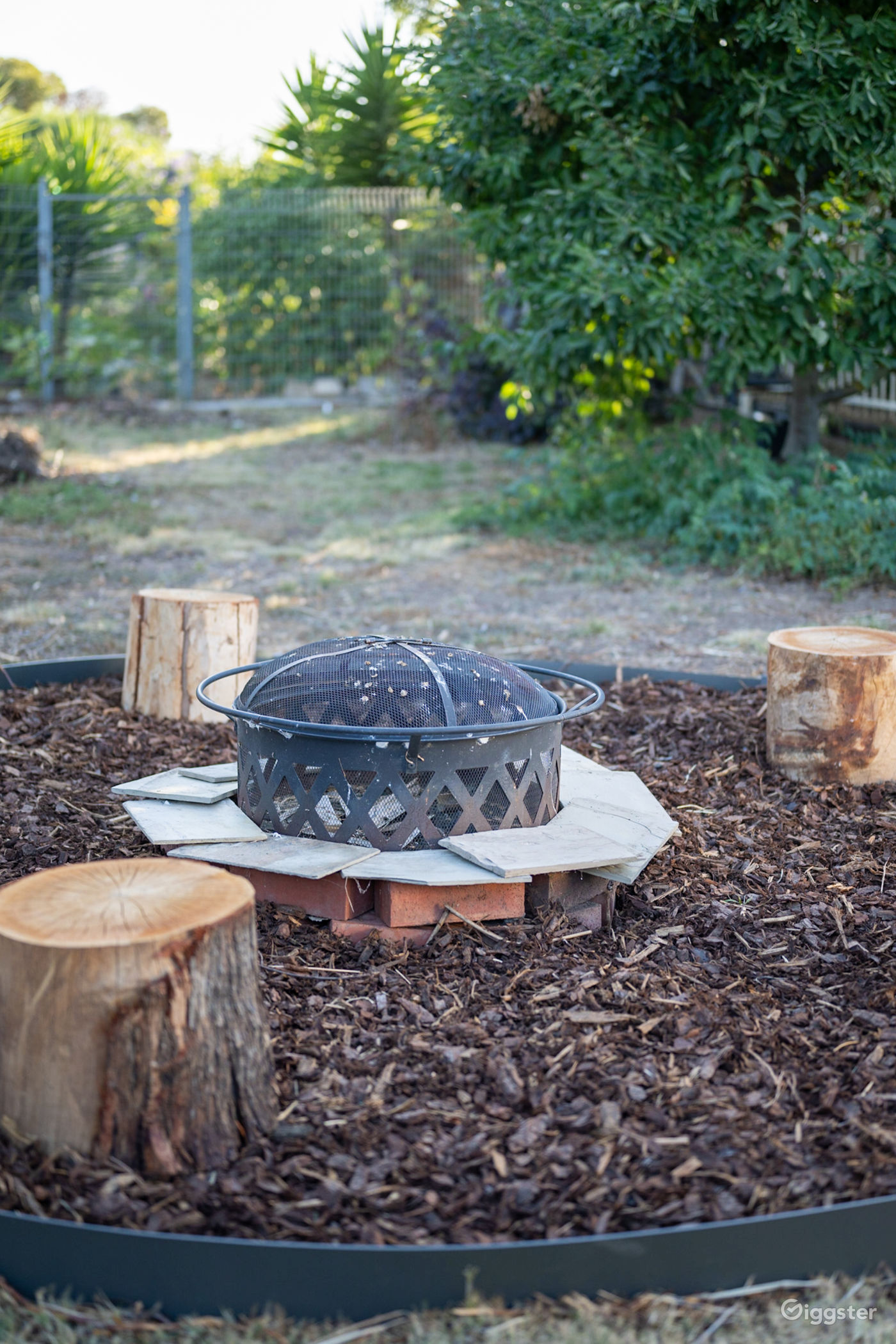 Hoppers Crossing 4BR house, gardens, fireplace... Rent this location