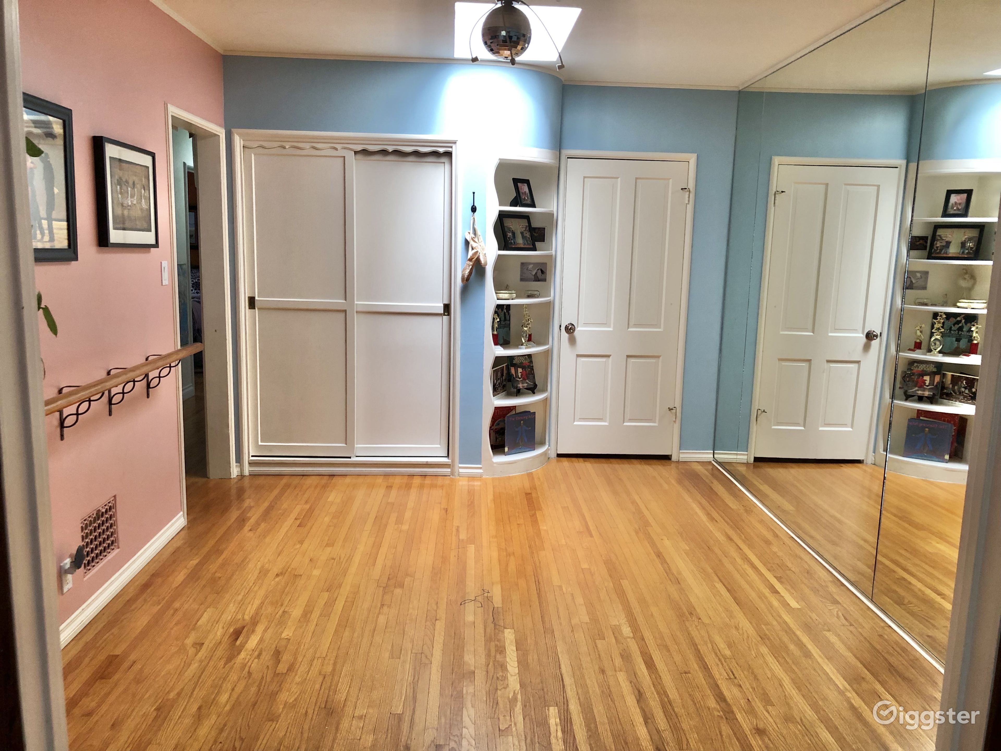 1939 Bixby Knolls Home with Dance Room & Treehouse Rent this location