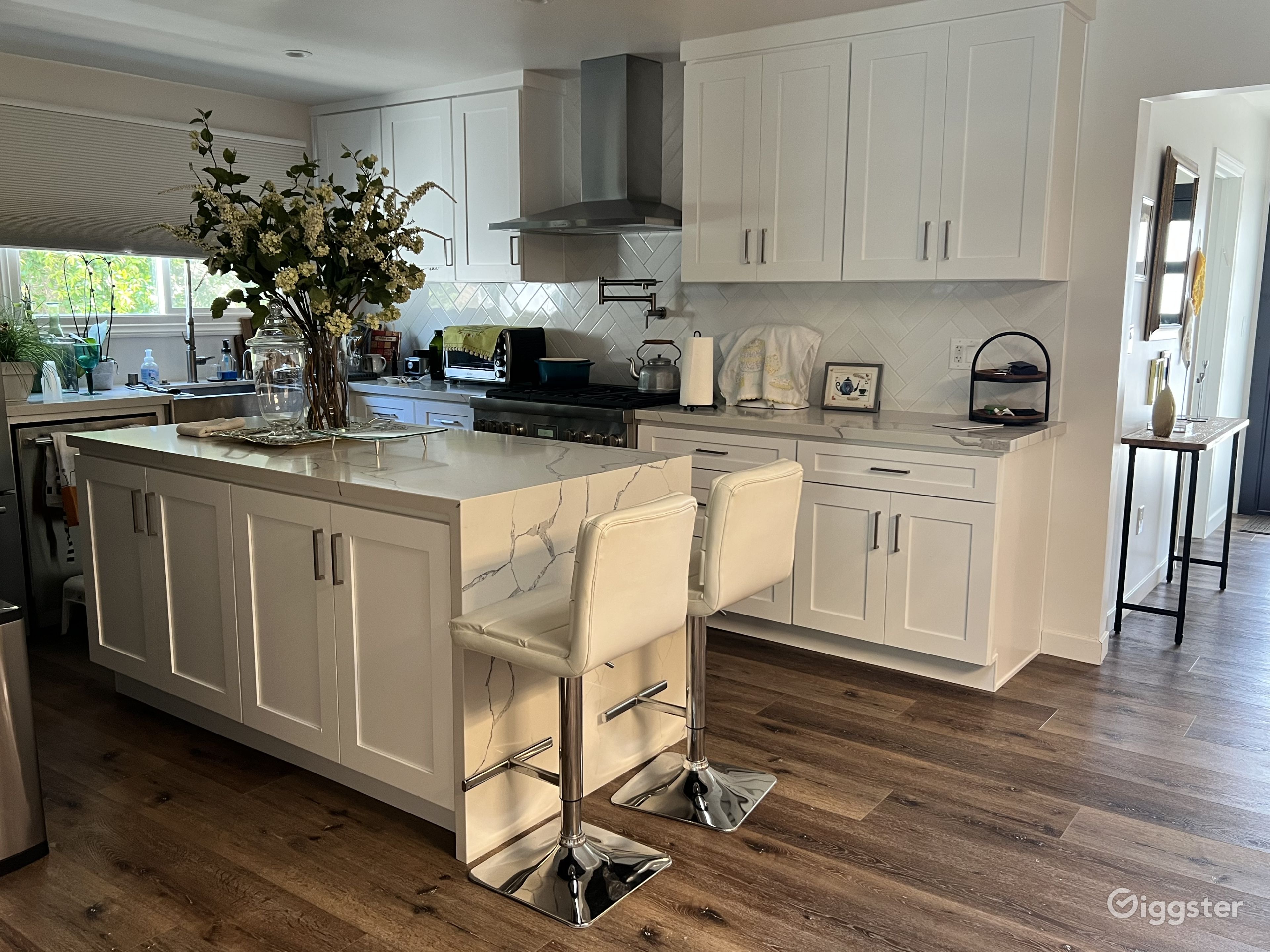 Transitional AllAmerican Home Rent this location on Giggster