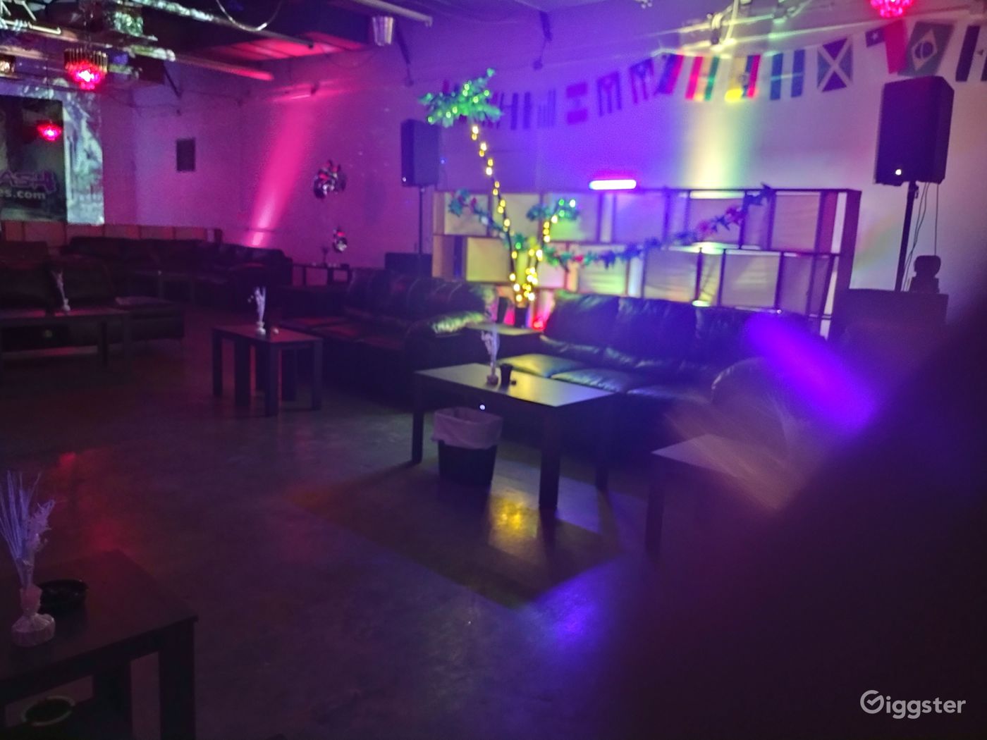 Unique 12,000 Sq Ft Space in Atlanta | Rent this location on Giggster