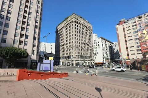 Pershing Square Photo 63