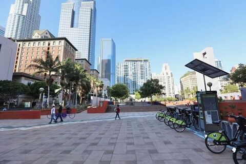 Pershing Square Photo 11