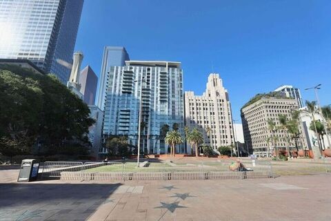 Pershing Square Photo 38