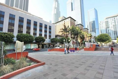 Pershing Square Photo 12