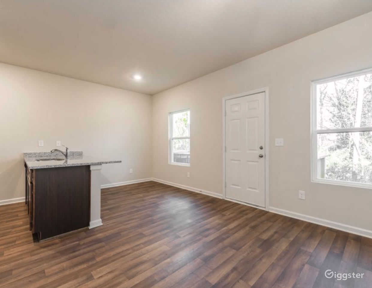 Camp Creek Townhome Rent this location on Giggster