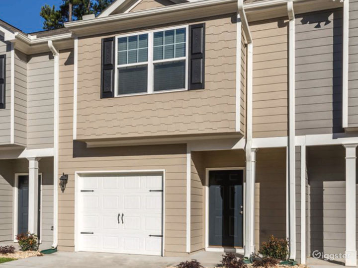Camp Creek Townhome Rent this location on Giggster