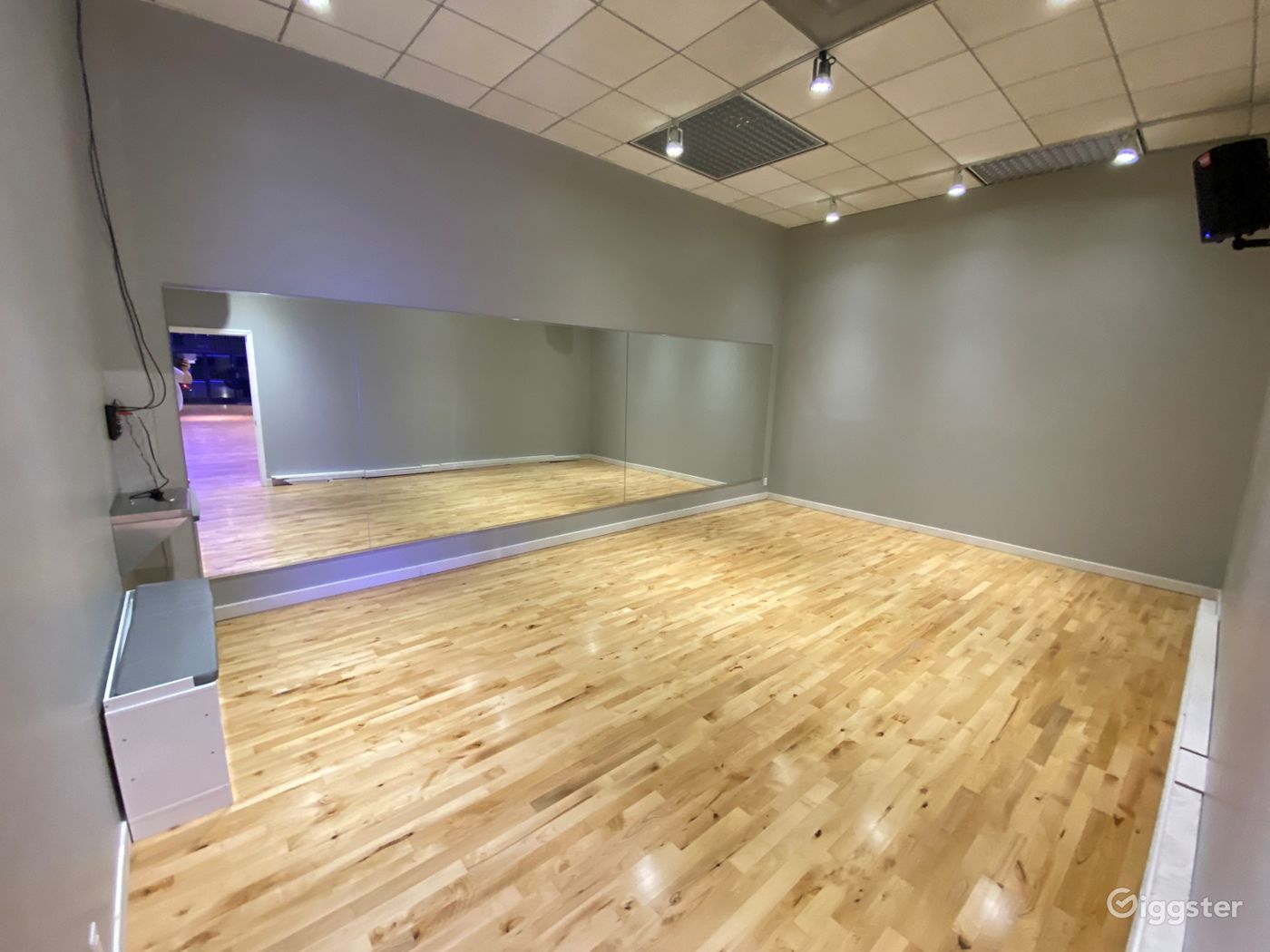 Studio Space for Dance Classes Events Filming in Sherman Oaks