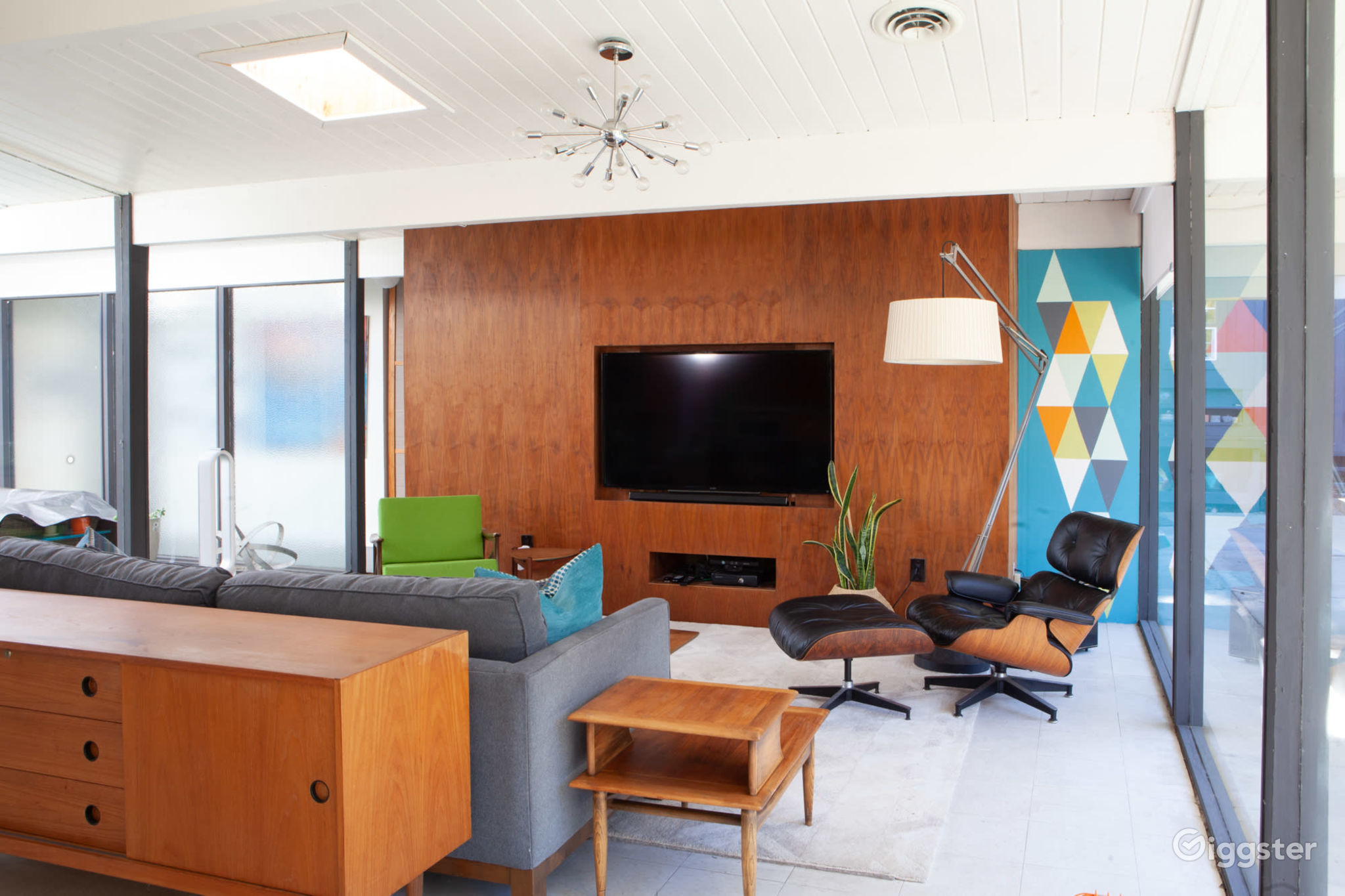 Mid Century Modern Eichler Atrium Model Rent this location on Giggster