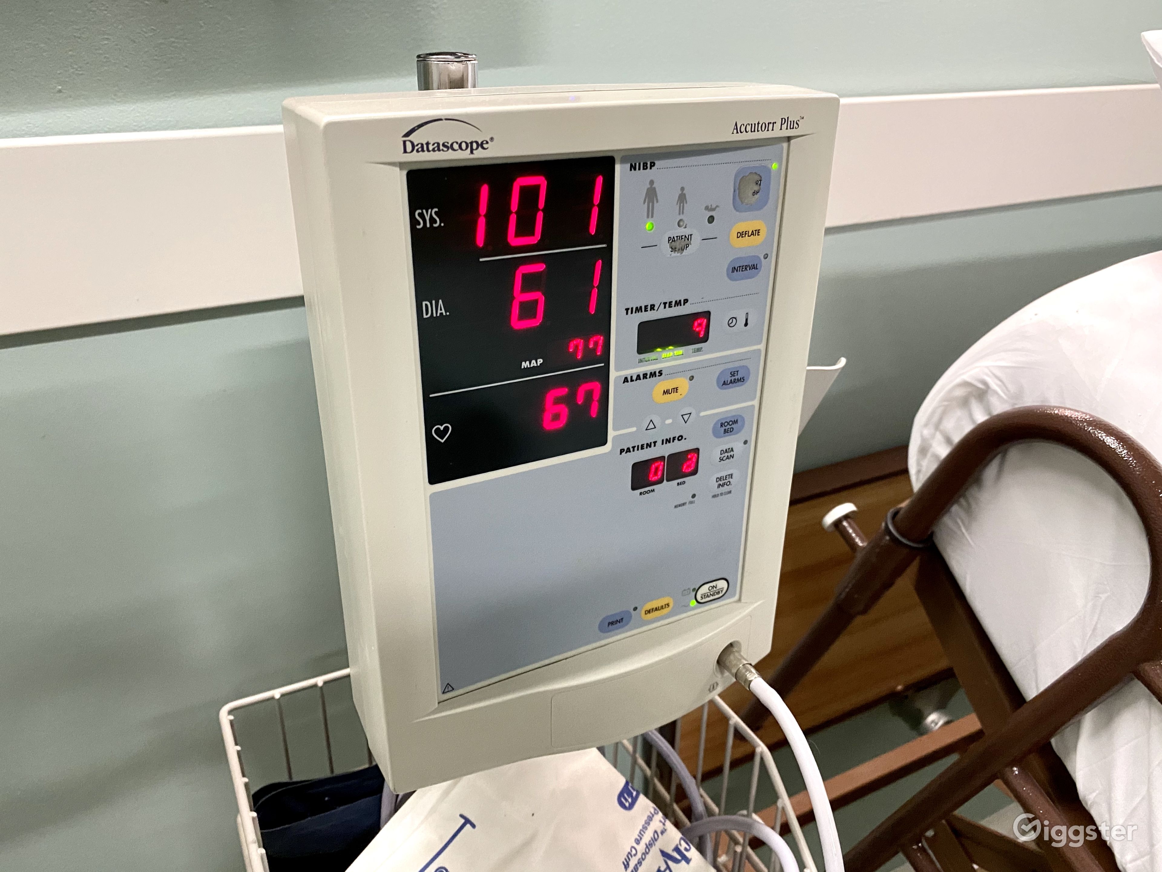 Hospital Room Set in Sound Proof Studio Rent this location on Giggster