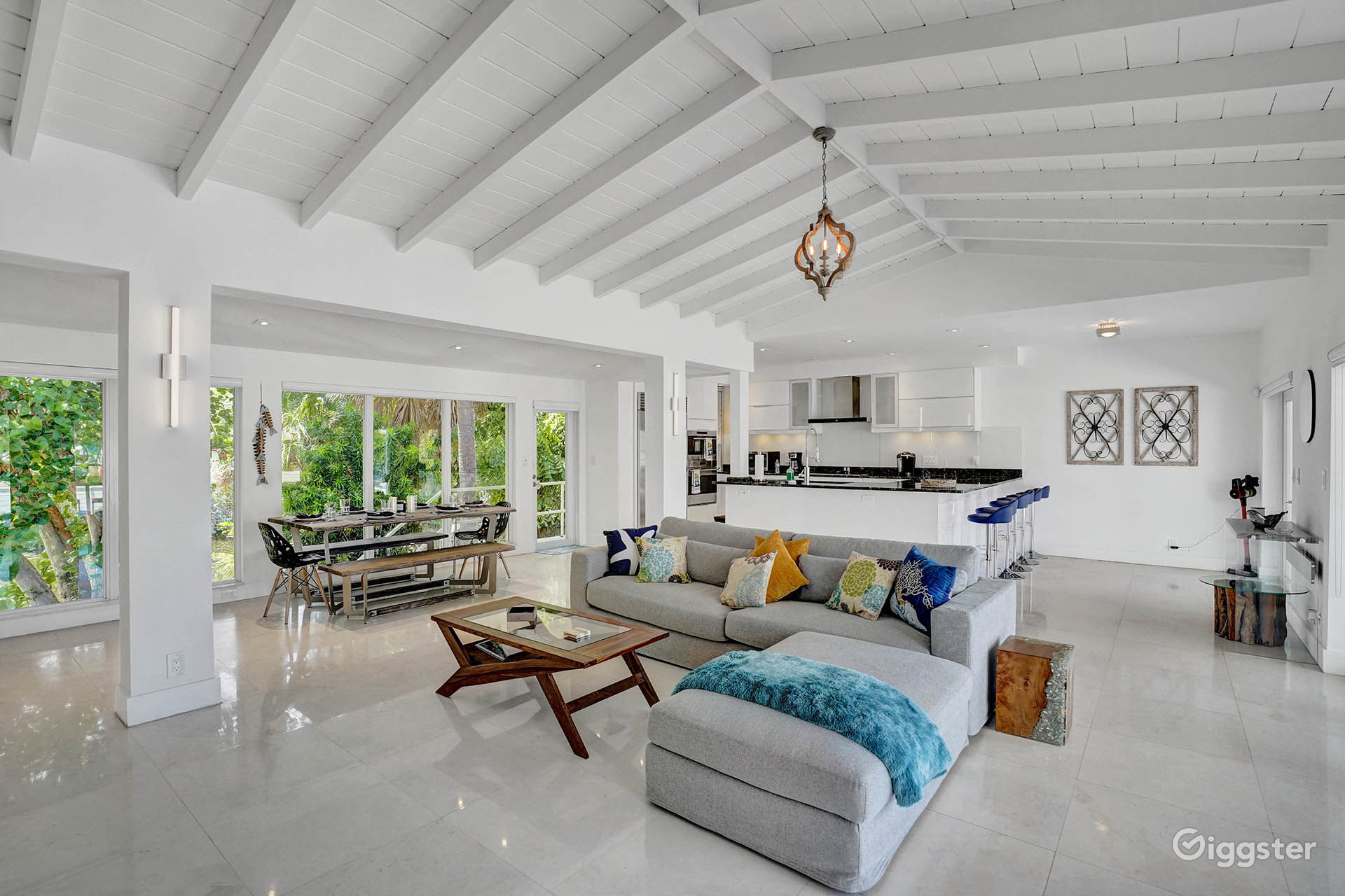 Fort Lauderdale Beach House with Private Pool Rent this location on