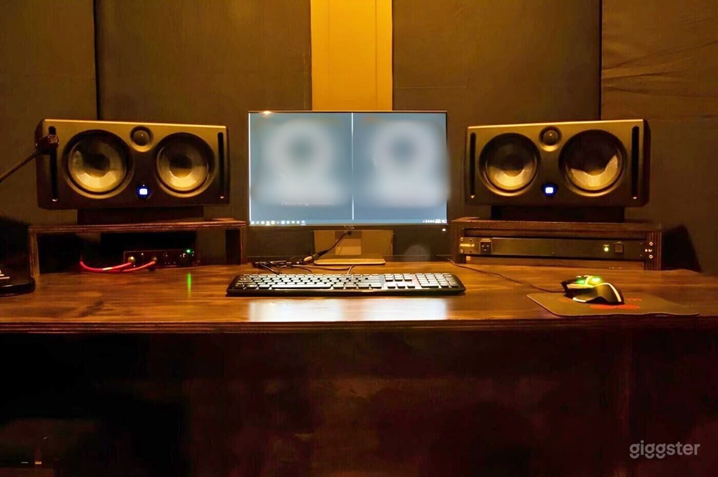 Recording Studio C with Rustic Vibes, Aurora