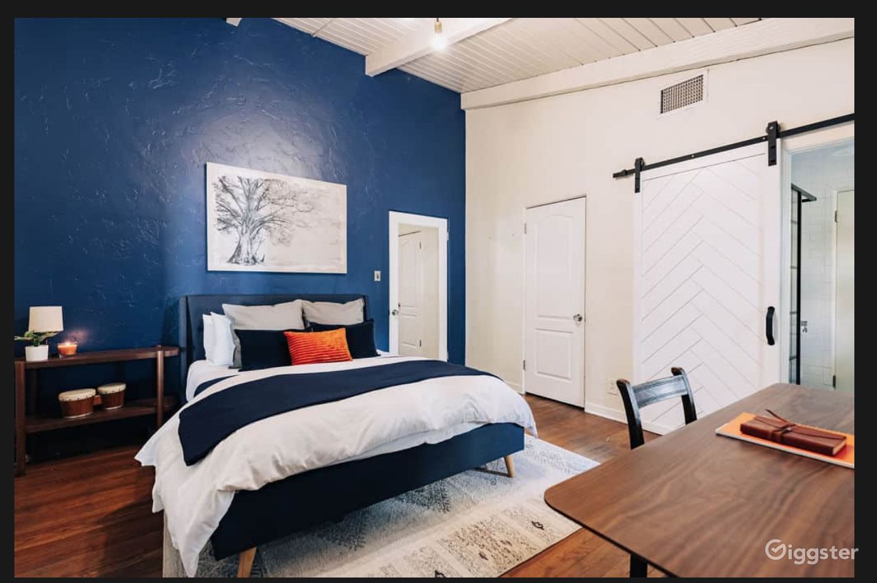 The Noho House Rent this location on Giggster